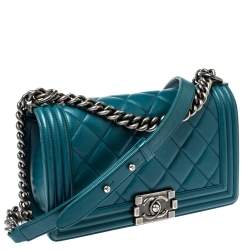 Pre Owned Chanel Teal Quilted Leather Medium Boy Flap Bag