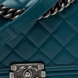 Pre Owned Chanel Teal Quilted Leather Medium Boy Flap Bag