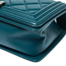 Pre Owned Chanel Teal Quilted Leather Medium Boy Flap Bag