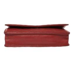 مملوكة مسبقًا Chanel Red Quilted Leather CC Classic Flap Wallet on Chain  