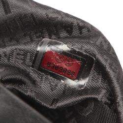 Pre Owned Chanel Black Lambskin Leather CC Bucket Bag