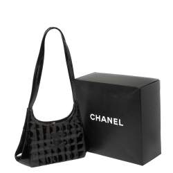 Pre Owned Chanel Black Patent Leather Vintage Chocolate Bar Kisslock Shoulder Bag