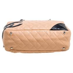 مملوكة مسبقًا Chanel Beige/Black Quilted Leather Ligne Cambon Bag