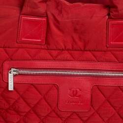 مملوكة مسبقًا حقيبة شانيل كوكو كوكون نايلون أحمر