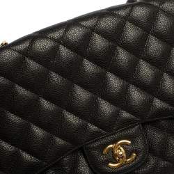 Pre Owned Chanel Black Quilted Caviar Leather Jumbo Classic Single Flap Bag