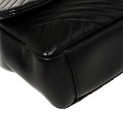 مملوكة مسبقًا Chanel Black Chevron Quilted Leather Large CC Crossing Flap Bag