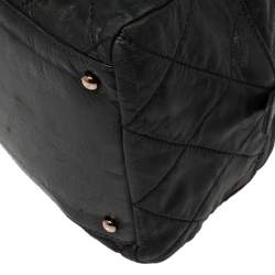 مملوكة مسبقًا Chanel Black Quilted Leather Cloudy Bundle Bowler Bag