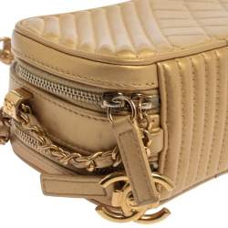 مملوكة مسبقًا Chanel Gold Quilted Leather Coco Boy Camera Case Bag