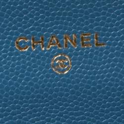 مملوكة مسبقًا Chanel Light Blue Quilted Leather Classic Flap Compact Wallet