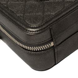 مملوكة مسبقًا حقيبة شانيل CC فيليجري فايتي جلد أسود/ أزرق كحلي صغيرة مبطنة