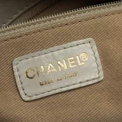 Pre Owned حقيبة شانيل باغيت كانفاس وجلد سي سي أبيض/ كاكي بسلسلة