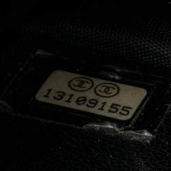 مملوكة مسبقًا Chanel Black Caviar Leather CC Timeless Wallet On Chain