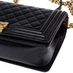 Pre Owned Chanel Black Quilted Leather Medium Boy Flap Bag