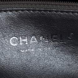 مملوكة مسبقًا Chanel Black Patent Leather Luxe Ligne Flap Bag