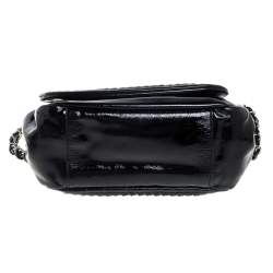 مملوكة مسبقًا Chanel Black Patent Leather Luxe Ligne Flap Bag