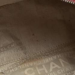 مملوكة مسبقًا Chanel Red Clover Tweed Shoulder Bag