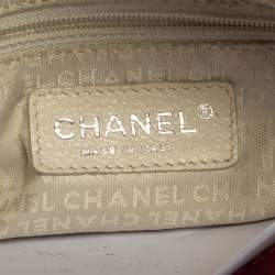 مملوكة مسبقًا Chanel Red Clover Tweed Shoulder Bag