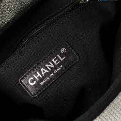 Pre Owned Chanel Grey Raffia Deauville Messenger Bag