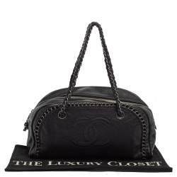 مملوكة مسبقًا Chanel Black Leather Medium Luxe Ligne Bowler Bag
