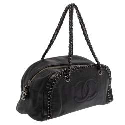 مملوكة مسبقًا Chanel Black Leather Medium Luxe Ligne Bowler Bag