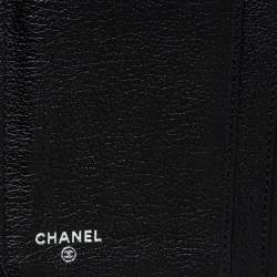 مملوكة مسبقًا Chanel Black Leather CC Camellia Embossed Zip Around Wallet