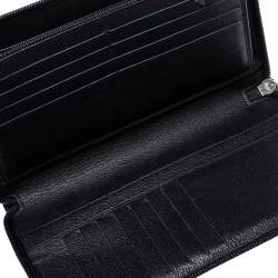 مملوكة مسبقًا Chanel Black Leather CC Camellia Embossed Zip Around Wallet