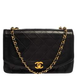 Pre Owned Chanel Black Quilted Leather Diana Flap Bag