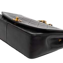 Pre Owned Chanel Black Quilted Leather Diana Flap Bag