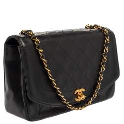 Pre Owned Chanel Black Quilted Leather Diana Flap Bag