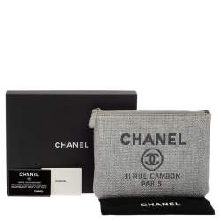 Pre Owned Chanel Light Blue Raffia Deauville Clutch