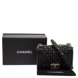 مملوكة مسبقًا Chanel Black Quilted Leather and Tweed Small Boy Flap Bag