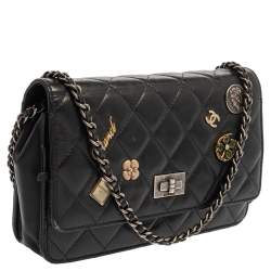 Pre Owned Chnael Black Aged Quilted Leather Lucky Charms 2.55 Reissue Wallet on Chain