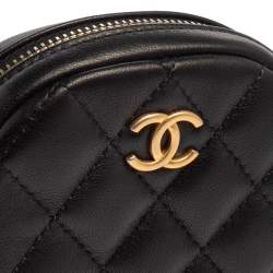 Pre Owned Chanel Black Quilted Leather CC  Round Coin Purse