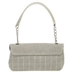 Pre Owned حقيبة كتف شانيل No 5 كاميليا بقلاب كانفاس مبطن بيج