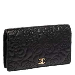 Pre Owned Chanel Black Leather Camellia 5 CC Bifold Wallet
