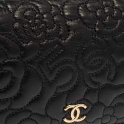 Pre Owned Chanel Black Leather Camellia 5 CC Bifold Wallet