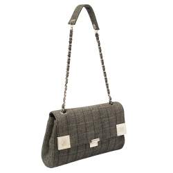 Pre Owned حقيبة شانيل سلسلة قلاب سي سي دنيم مبطن قضيب شيكولاته أسود 