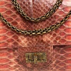 مملوكة مسبقًا Chanel Ombre Red Python 2.55 Reissue Classic 226 Flap Bag