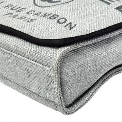 Pre Owned Chanel Grey Raffia Deauville Messenger Bag