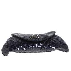 مملوكة مسبقًا Chanel Navy Blue Sequins CC Half Moon Clutch