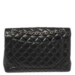 مملوكة مسبقًا حقيبة شانيل ماكسي كلاسيك جلد كافيار أسود مبطن بقلاب واحد