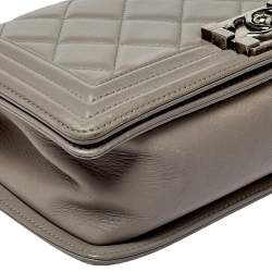 Pre Owned Chanel Grey Quilted Leather Medium Boy Flap Bag