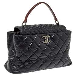 Pre Owned Chanel Black/Red Quilted Aged Leather Large Portobello Top Handle Bag