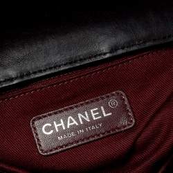 Pre Owned Chanel Black/Red Quilted Aged Leather Large Portobello Top Handle Bag
