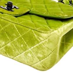 Pre Owned Chanel Green Quilted Velvet New Mini Classic Flap Bag