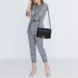 مملوكة مسبقًا Chanel Black Quilted Leather New Medium Boy Flap Bag