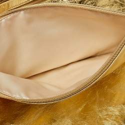 مملوكة مسبقًا Chanel Metallic Gold Leather CC Foldover Clutch