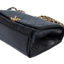 Pre Owned Chanel Black Quilted Leather Small Flap Chain Top Handle Bag 
