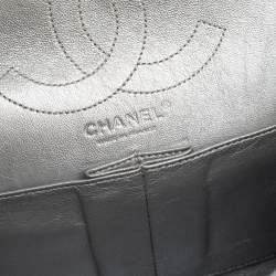 Pre Owned Chanel Silver Striped Quilted Leather Reissue 2.55 Classic 226 Flap Bag
