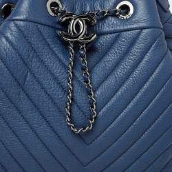 Pre Owned Chanel Blue Chevron Leather Drawstring Bucket Bag 